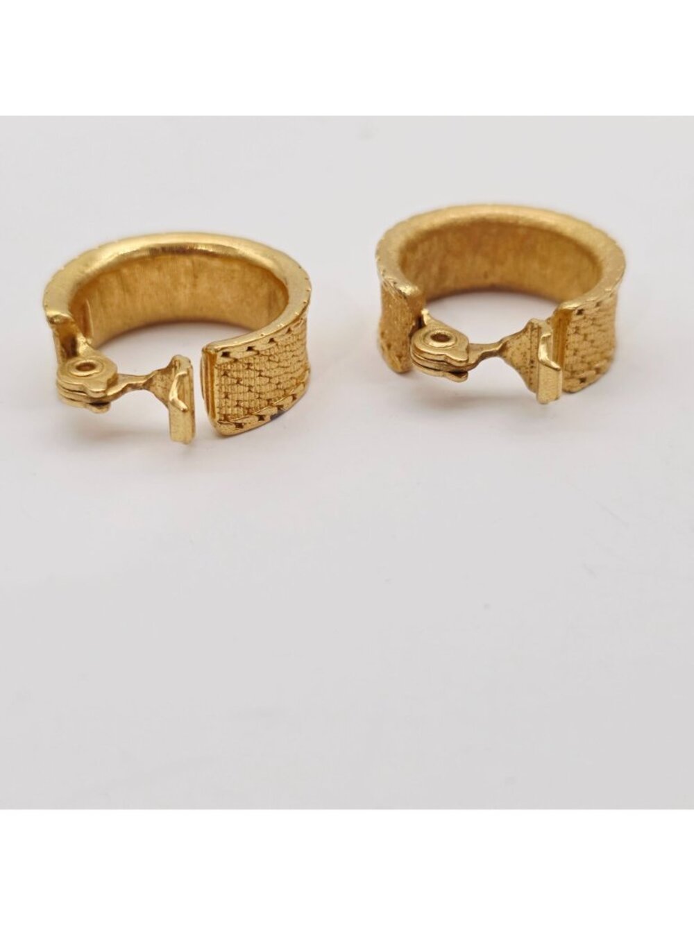Monet Gold Tone Textured Clip-On Hoop Earrings 1" - Picture 4 of 6